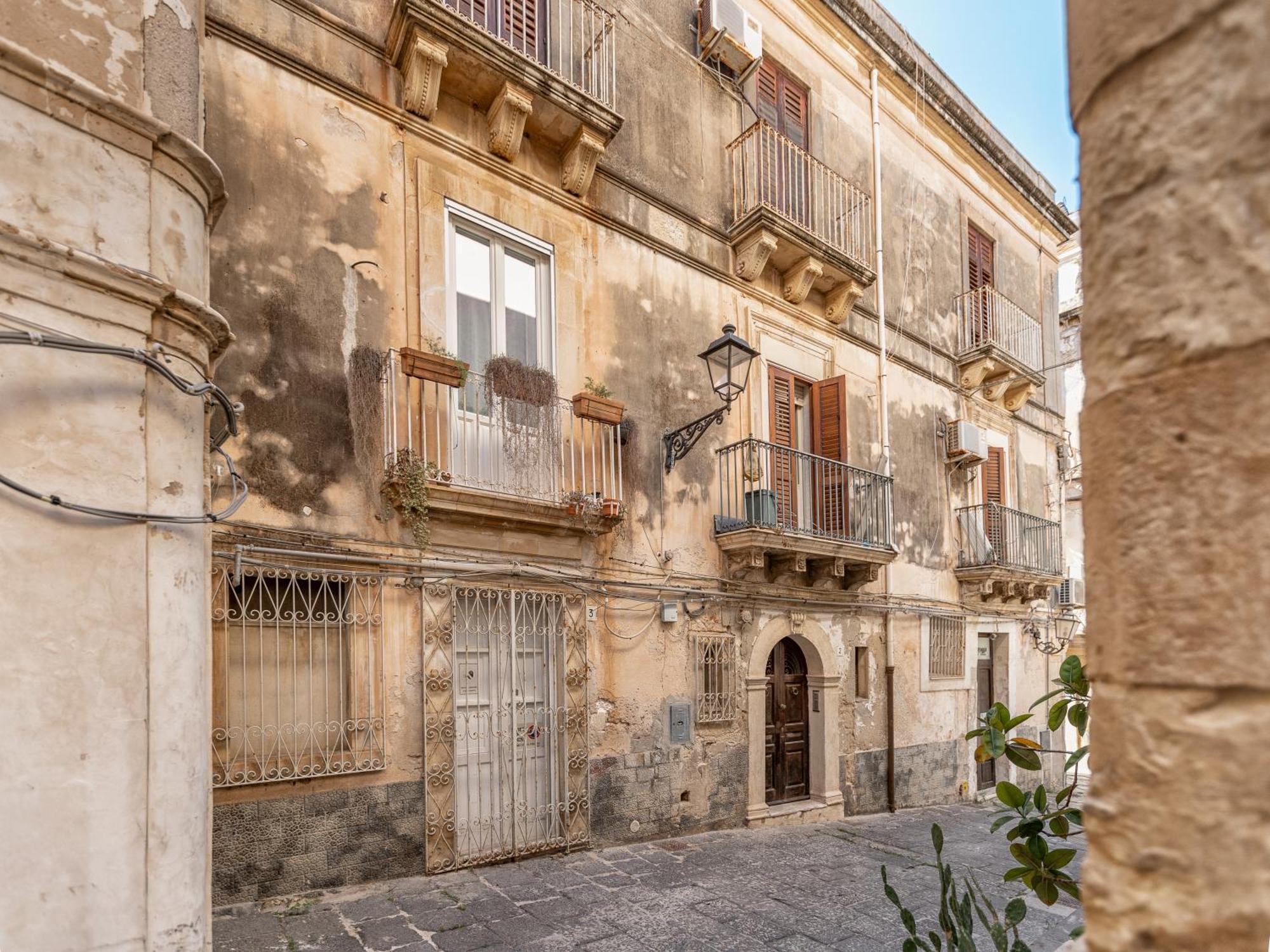 Suite San Tommaso - Ortigia Holidays Syracuse ภายนอก รูปภาพ